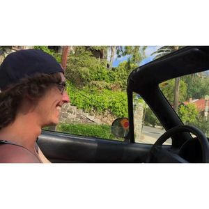 Meet your Posher, Casey